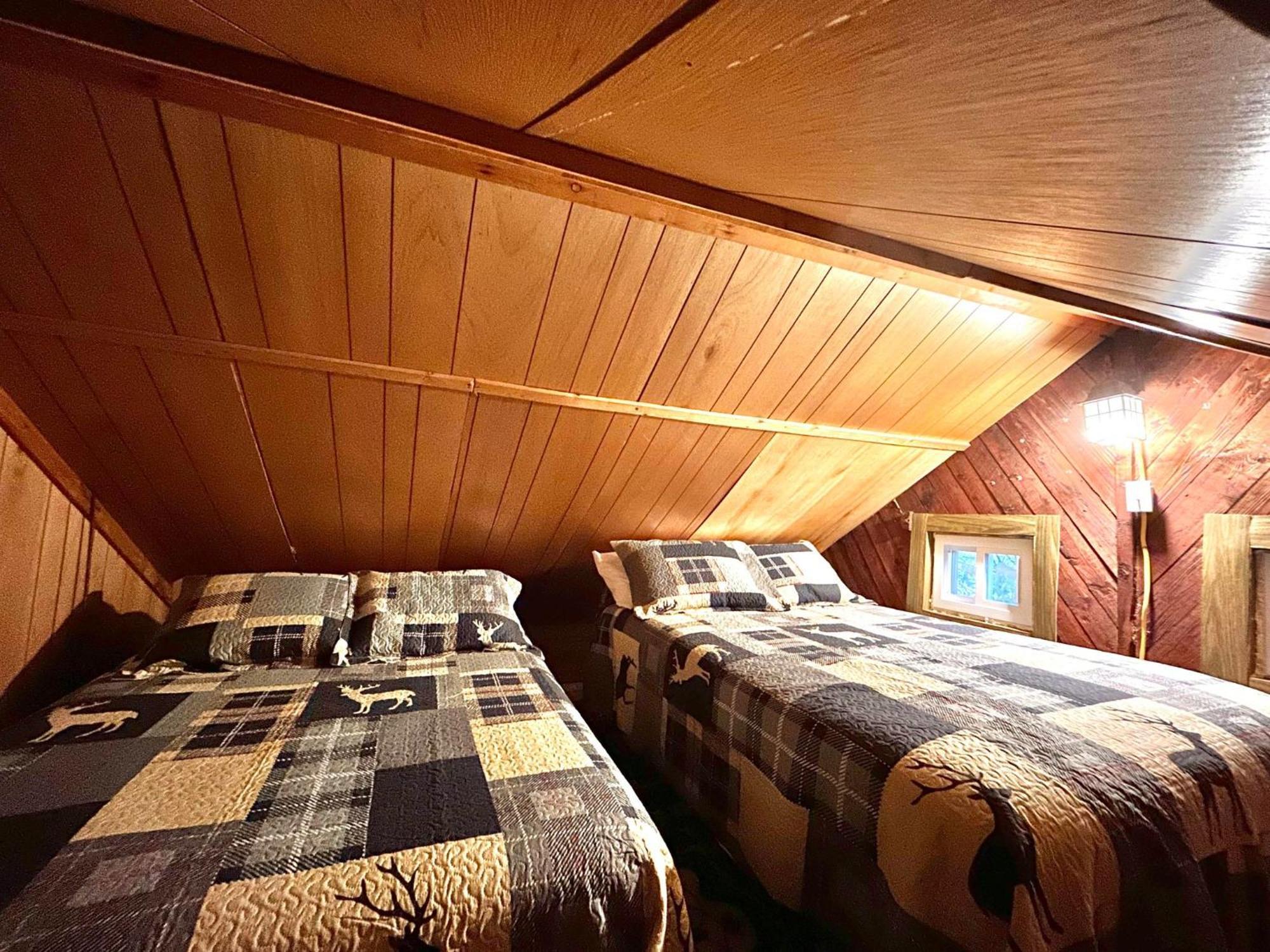 O Me, O Mio Cabin Near The Ausable River 外观 照片